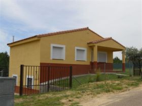 Chalet en venta atalaya del alberche con parcela de 700m o terreno 1500m (3) (1).JPG